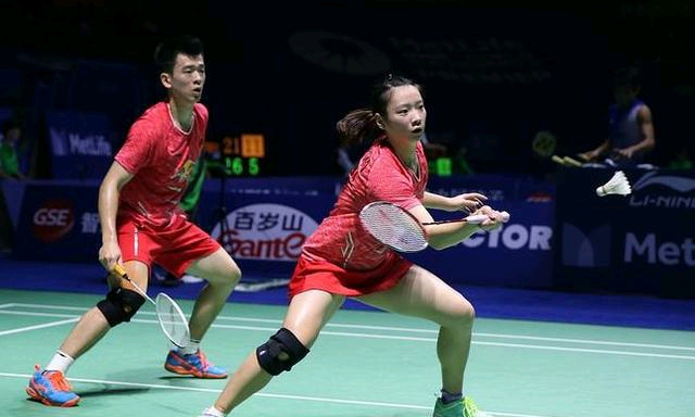 毫无意义的 毫无意义的